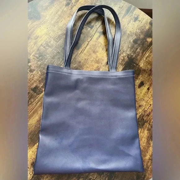 CHER | VIP tour merchandise tote bag.​ - Picture 8 of 10